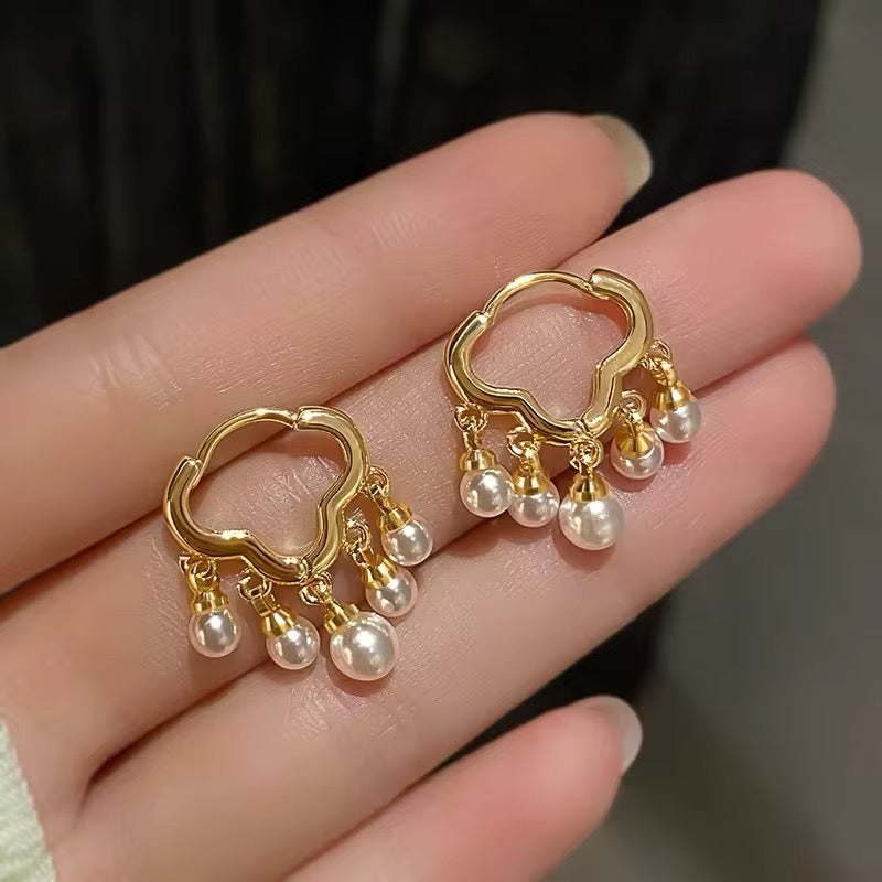 Cloud Pearl Dangle Earrings – Elegant Korean-Inspired Design