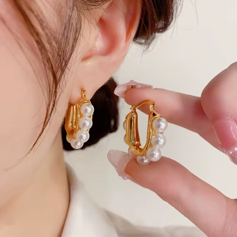U-Shaped Pearl Hoop Earrings – Elegant Gold Plated Design