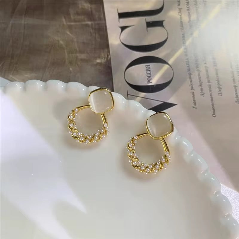 Elegant Cat Eye Stone & Diamond Pearl Earrings – Luxury Jewelry for Women