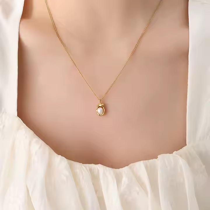 Freshwater Pearl Necklace 18k Gold Plated
