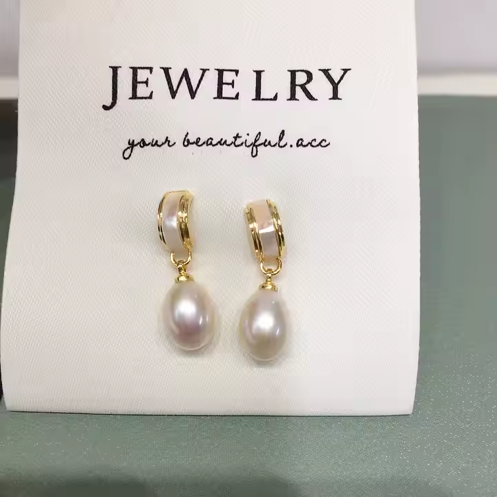 Natural Freshwater Pearl Drop Earrings