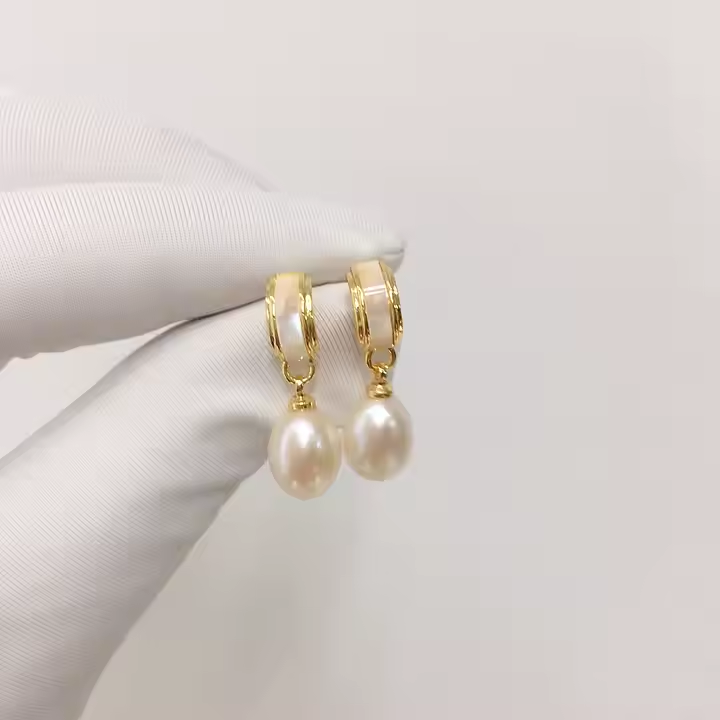 Natural Freshwater Pearl Drop Earrings